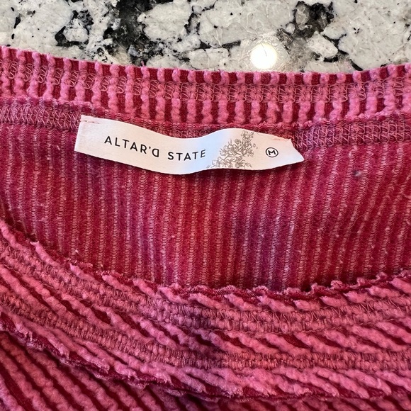 Altar'd State Rose Ribbed V-Neck Crop Top - Picture 3 of 3
